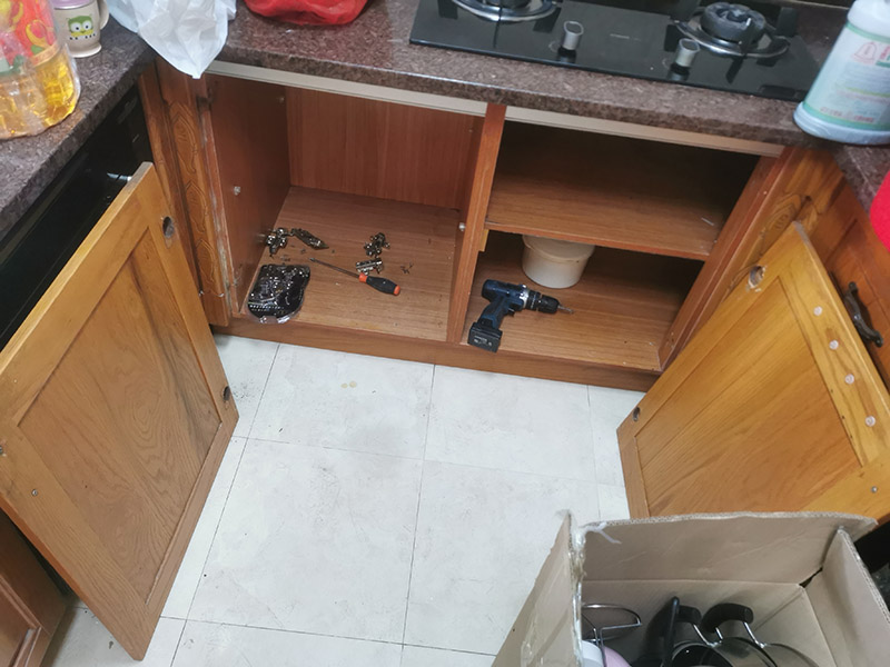 修補家具油漆,修補家具油漆報價,衛生間修補家具油漆師傅哪里找,修補家具油漆方法,家具補漆注意事項